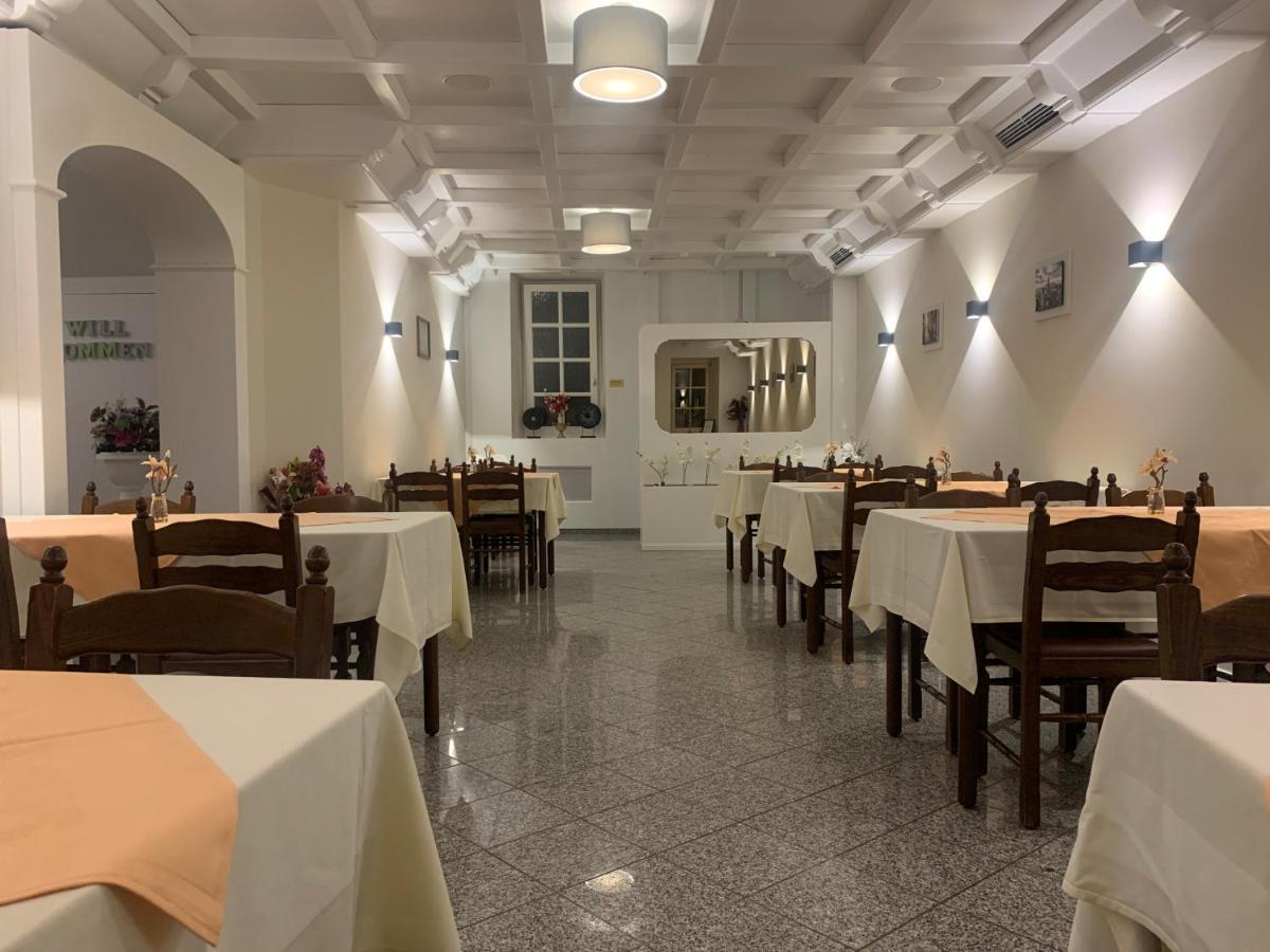 Hotel Gold'Ne Krone Опенхайм Екстериор снимка