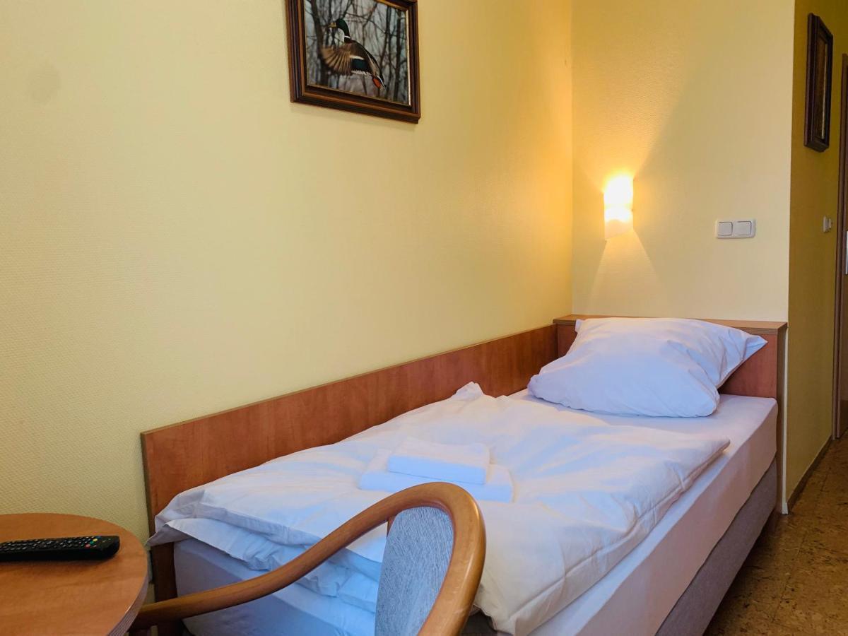 Hotel Gold'Ne Krone Опенхайм Екстериор снимка