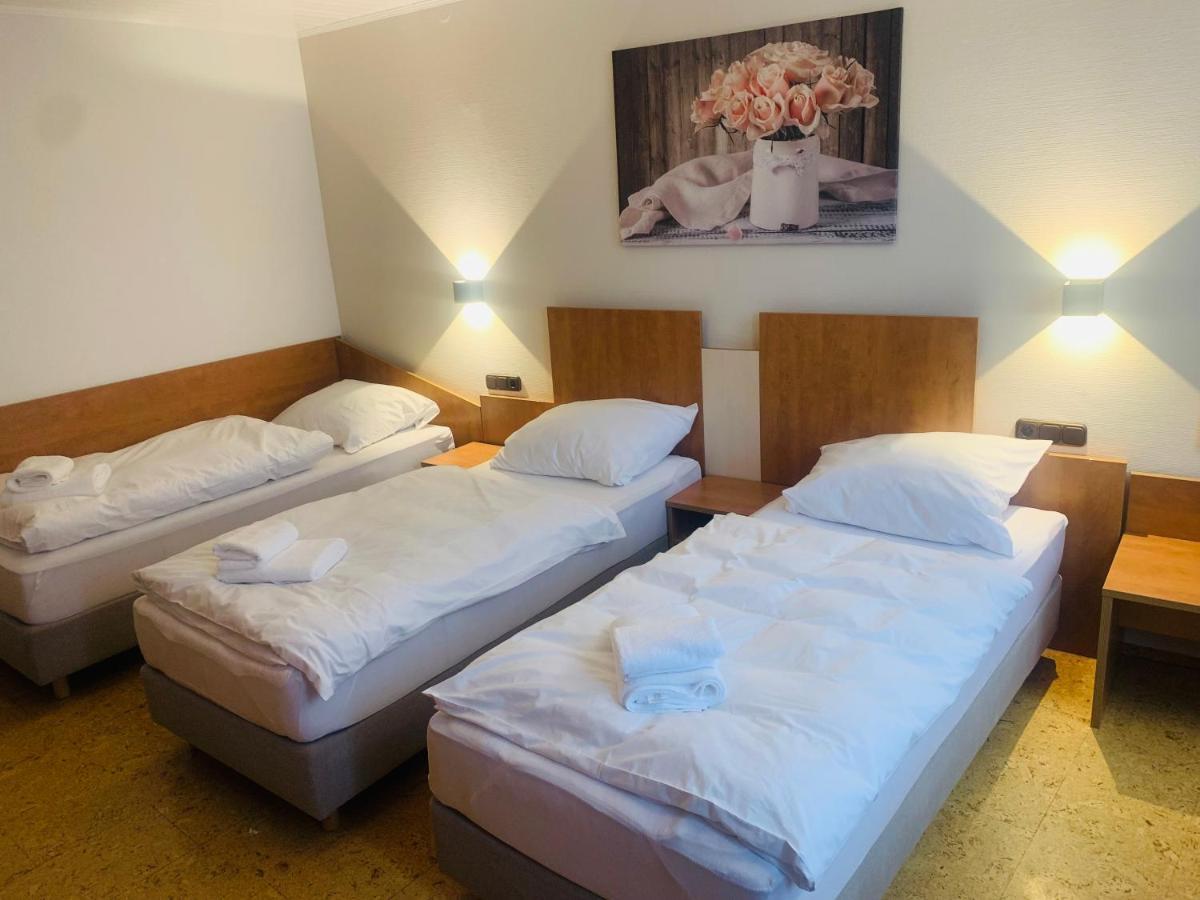 Hotel Gold'Ne Krone Опенхайм Екстериор снимка
